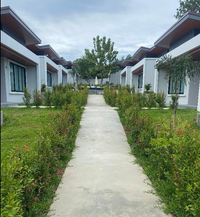 Garden path between the villas